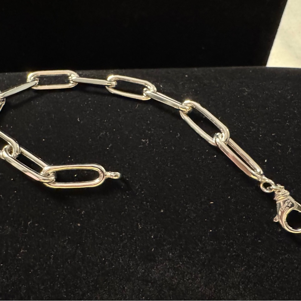 Sterling Silver Paperclip Chain Link Bracelet. 7” - Picture 2 of 7